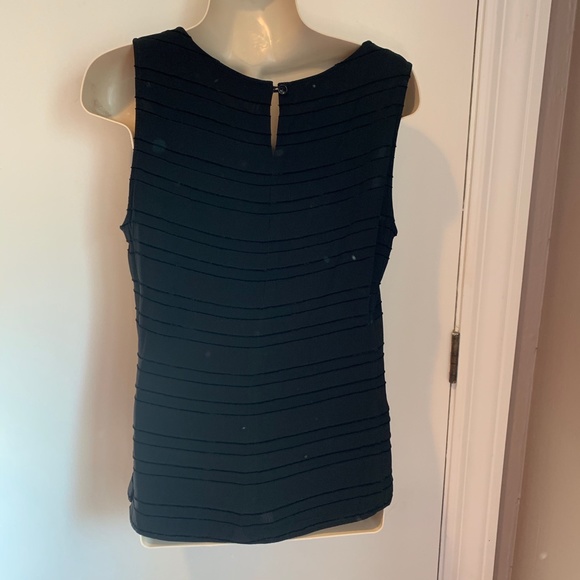 Santorelli layered tank - Picture 5 of 7